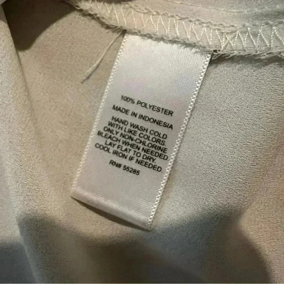 Express Women’s White Lace Sleeveless Blouse Size Small - Picture 3 of 9